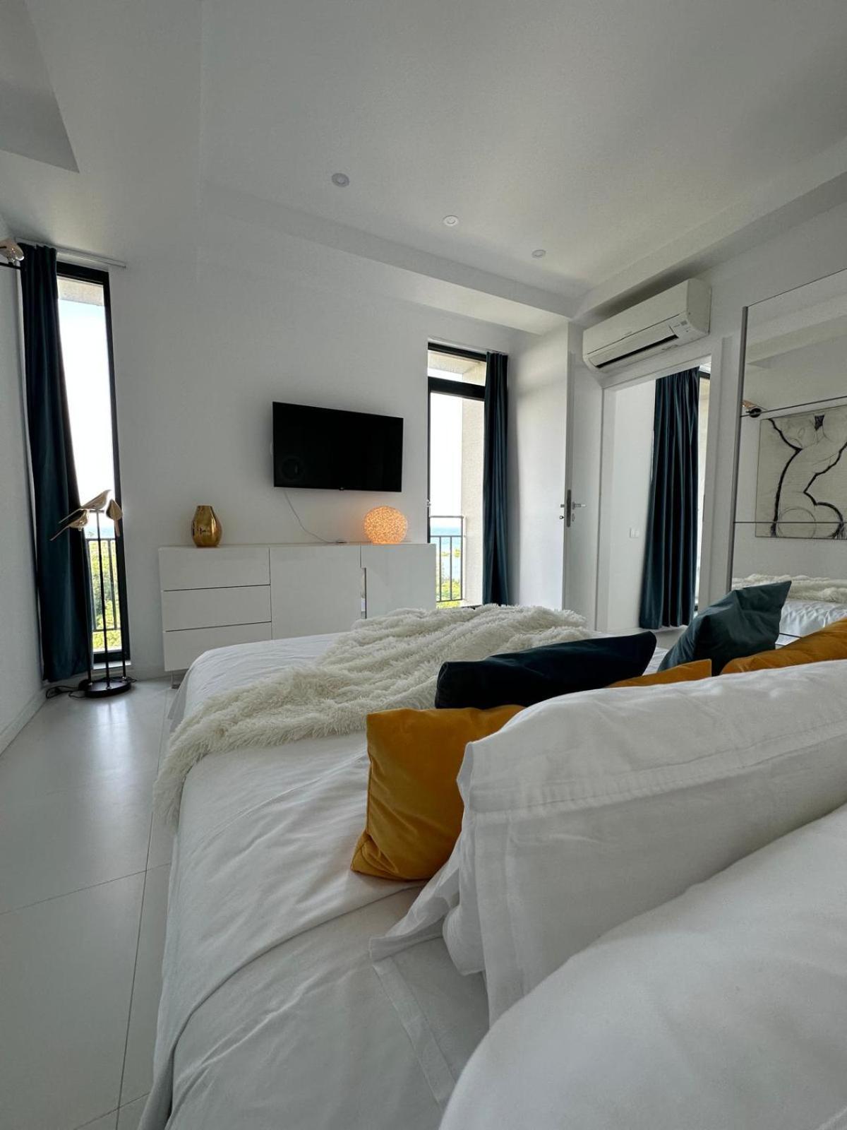 Donna Alba Seaview Penthouse, Casa Ta De Pe Plaja Apartment Neptun Exterior photo