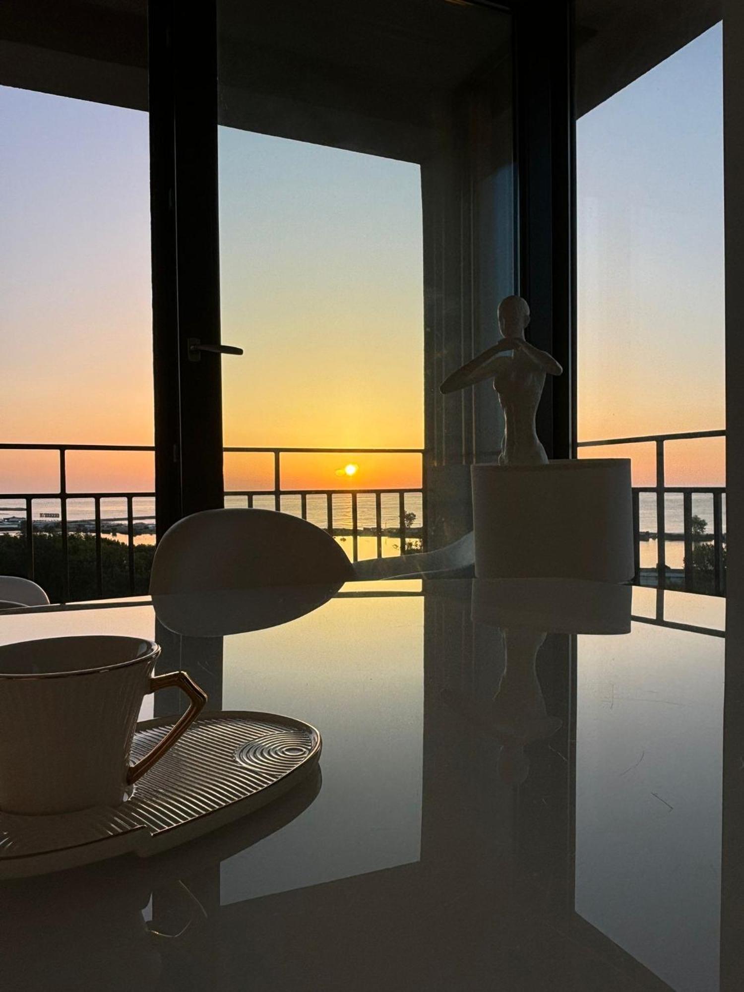 Donna Alba Seaview Penthouse, Casa Ta De Pe Plaja Apartment Neptun Exterior photo